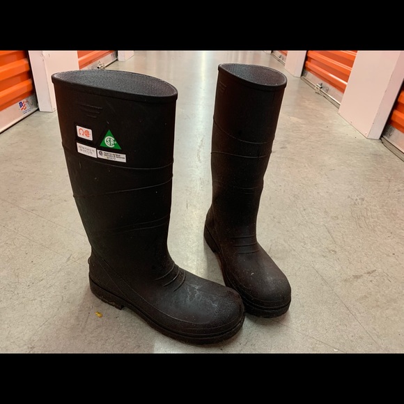 Rain Boots - Picture 8 of 8